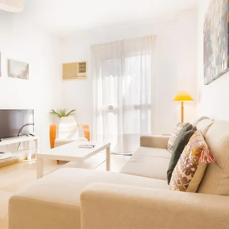 Bright Apt. Puerta Osario 3 Bedrooms 2 Bathrooms Seville Exterior photo