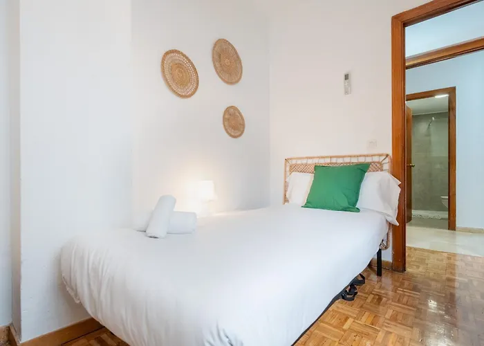 Bright Apt. Puerta Osario 3 Bedrooms 2 Bathrooms
